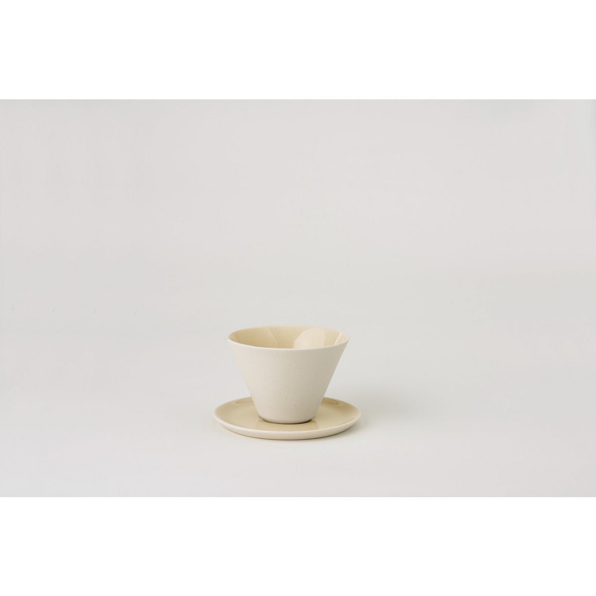 Tulā Teetasse mit Untertasse